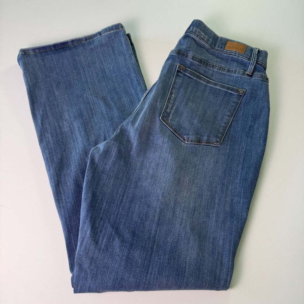 Judy Blue Women's 16W Slim Bootcut Denim Jeans Medium Wash Stretch JB88520 MD